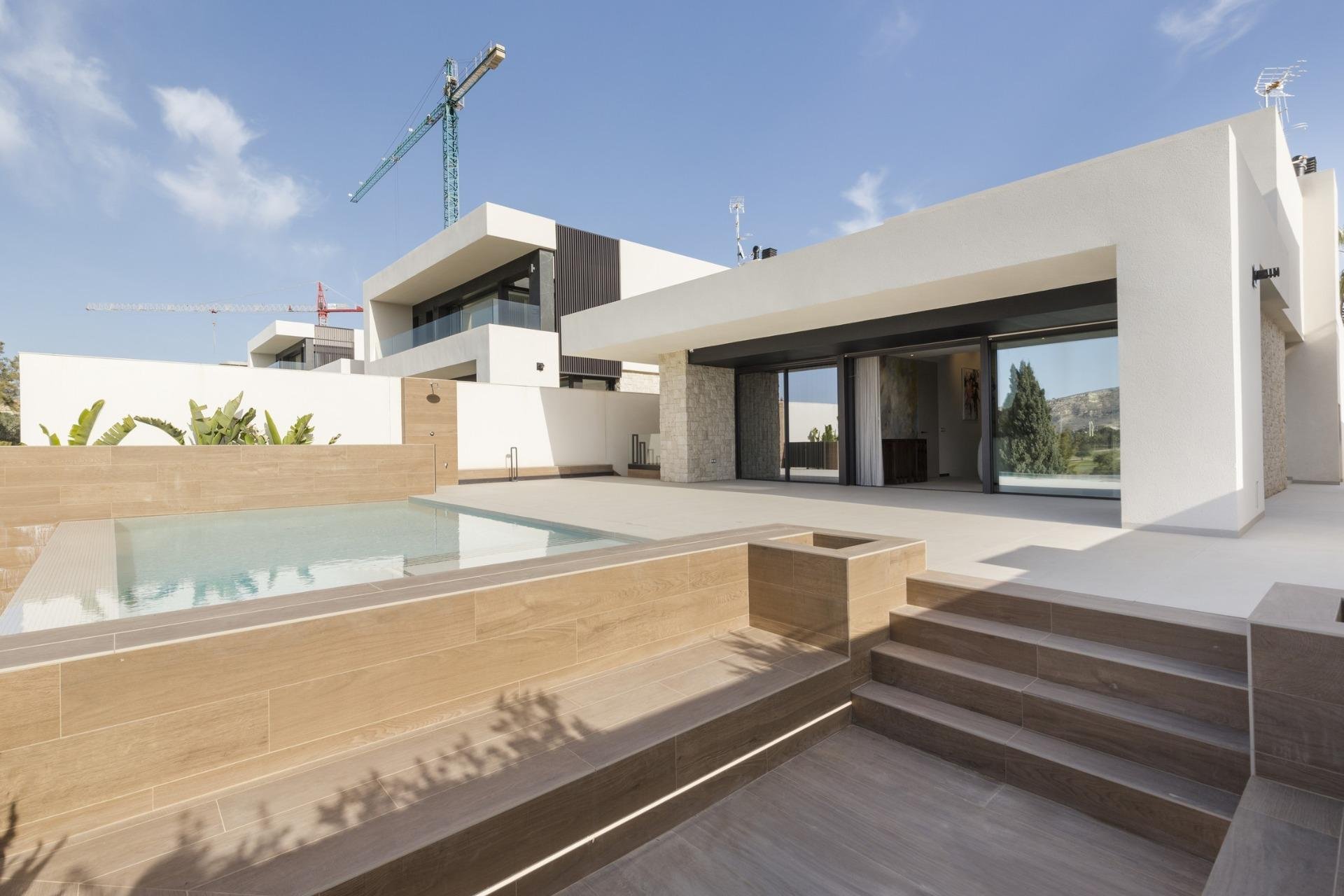 Neue Gebäude - Villa -
Algorfa - La Finca Golf