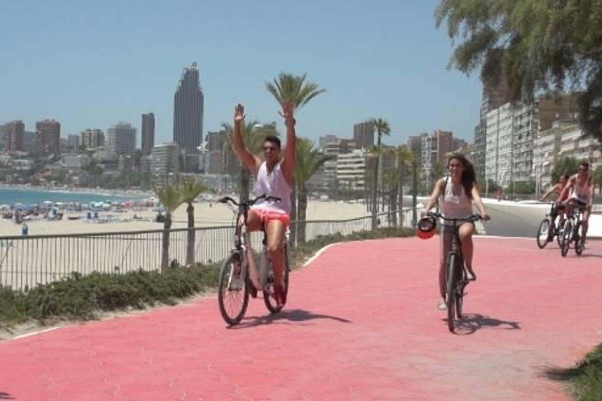 Neue Gebäude - Villa -
Benidorm - Urbanizaciones