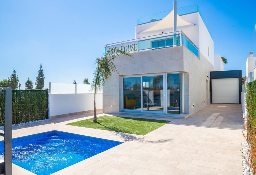 Neue Gebäude - Villa -
Los Alcázares - Torre del Rame