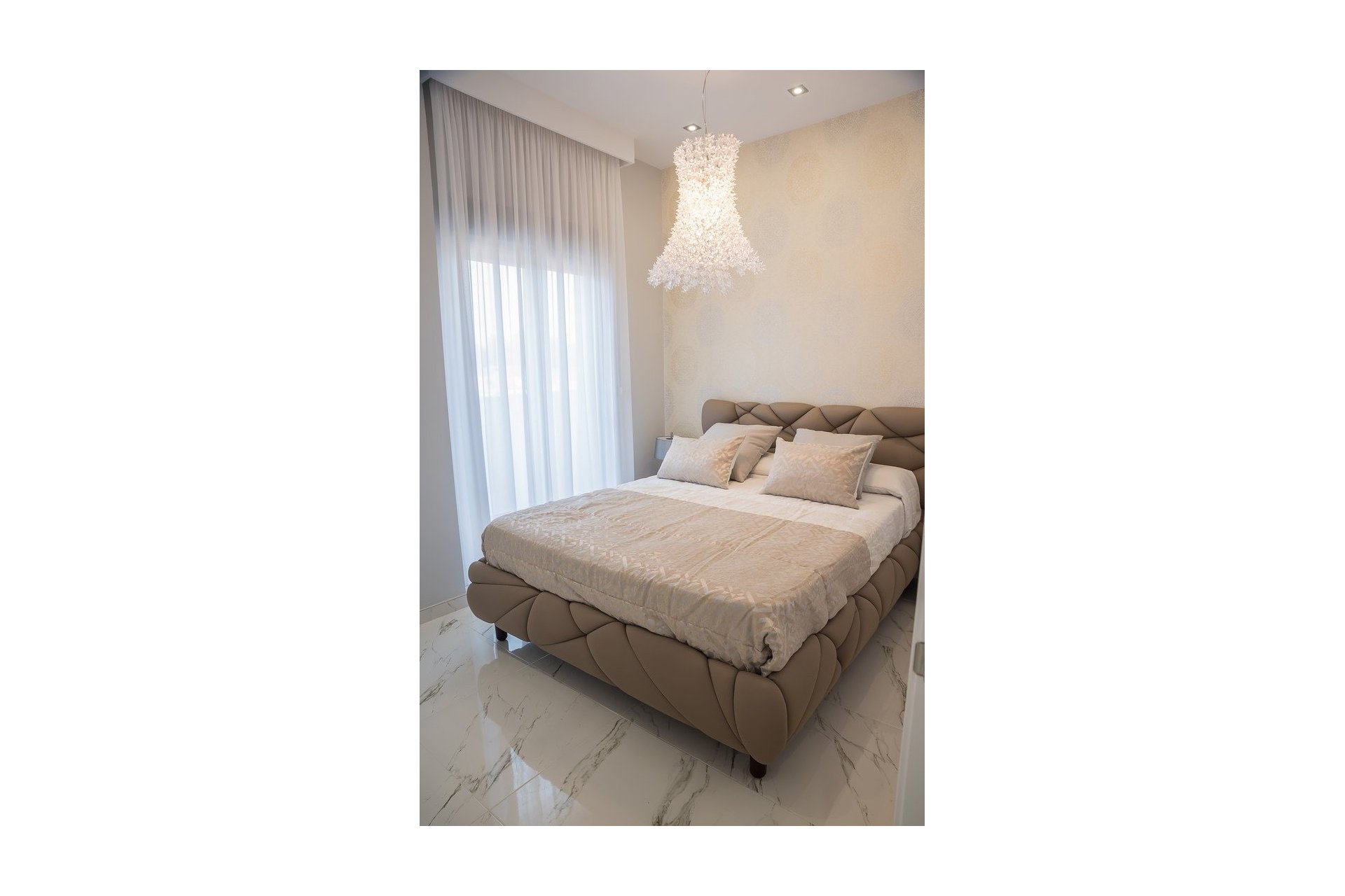 Neue Gebäude - Villa -
Orihuela Costa - PAU 8