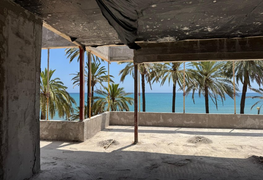 Neue Gebäude - Villa -
Orihuela Costa - Punta Prima