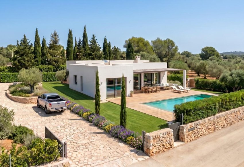 Neue Gebäude - Villa -
Pinoso - Casas Pastor