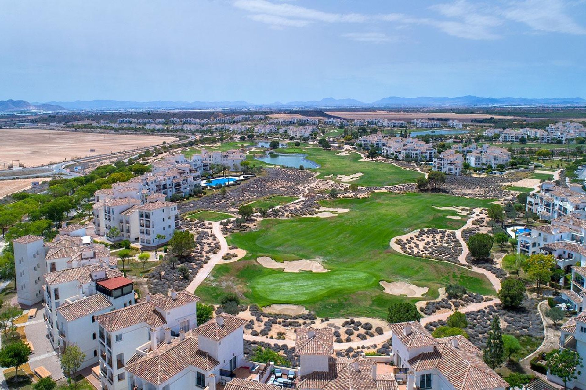 Neue Gebäude - Villa -
Sucina