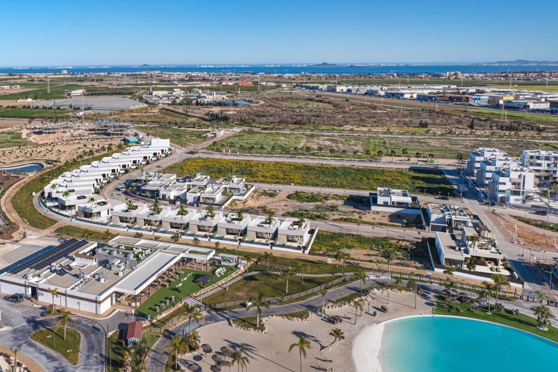 Neue Gebäude - Villa -
Torre Pacheco - Santa Rosalia Lake And Life Resort