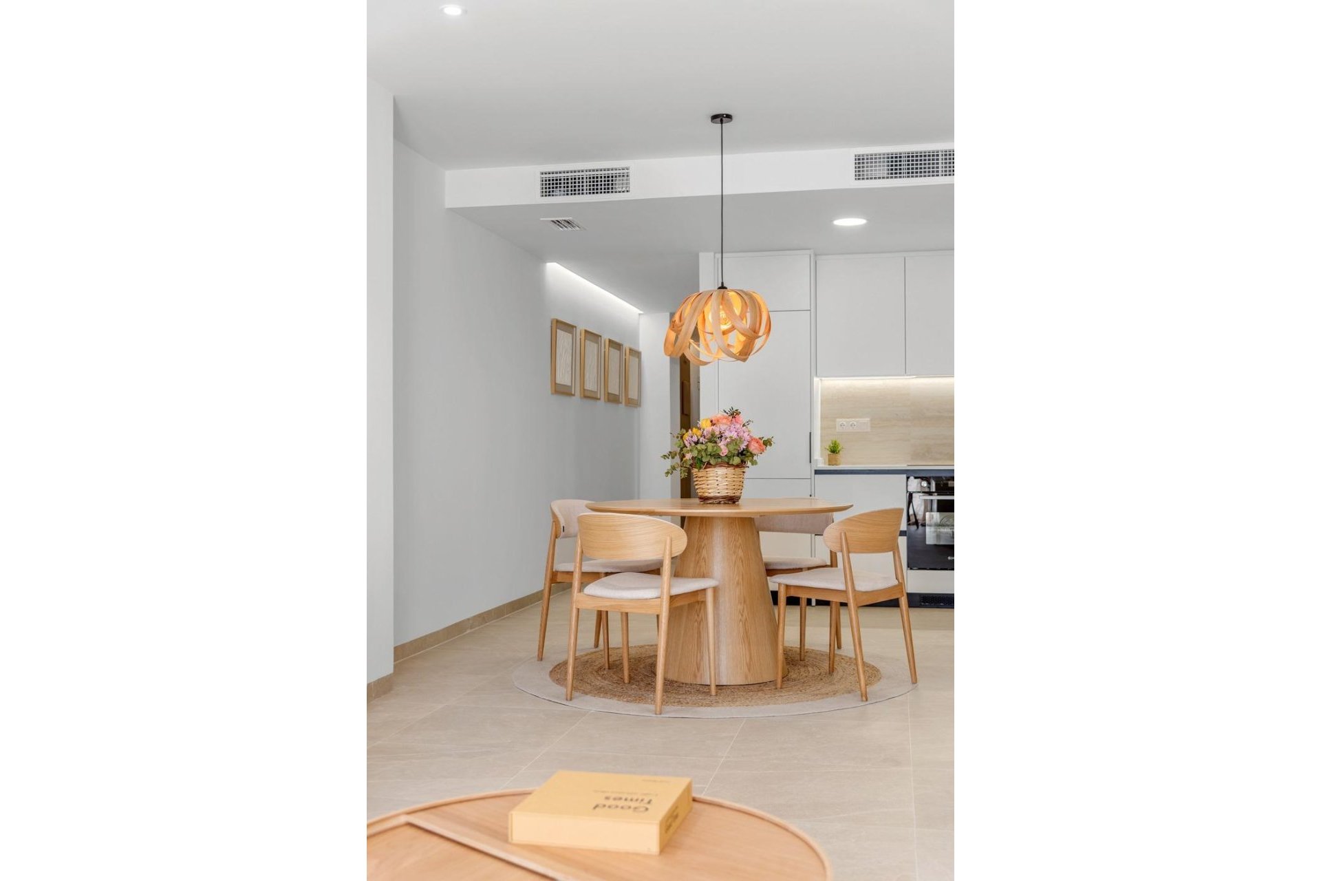 Neue Gebäude - Wohnung -
Jacarilla - pueblo