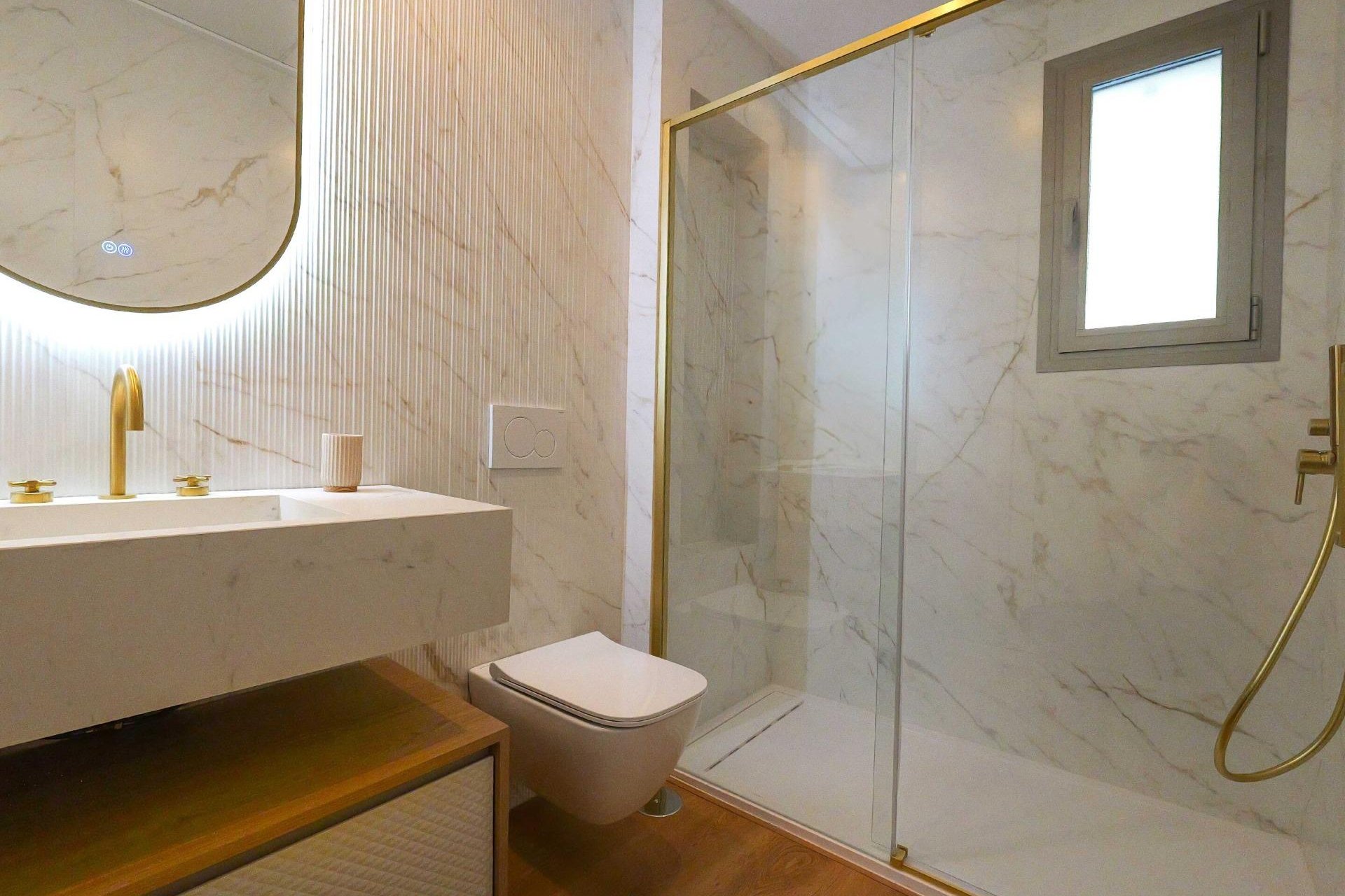 Neue Gebäude - Wohnung -
La Manga del Mar Menor - Veneziola