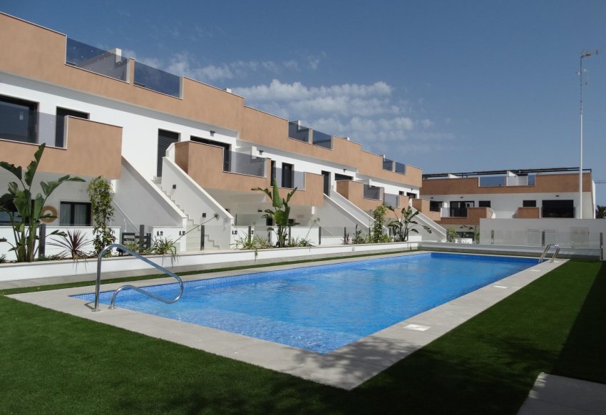New Build - Bungalow -
Pilar de la Horadada - pueblo