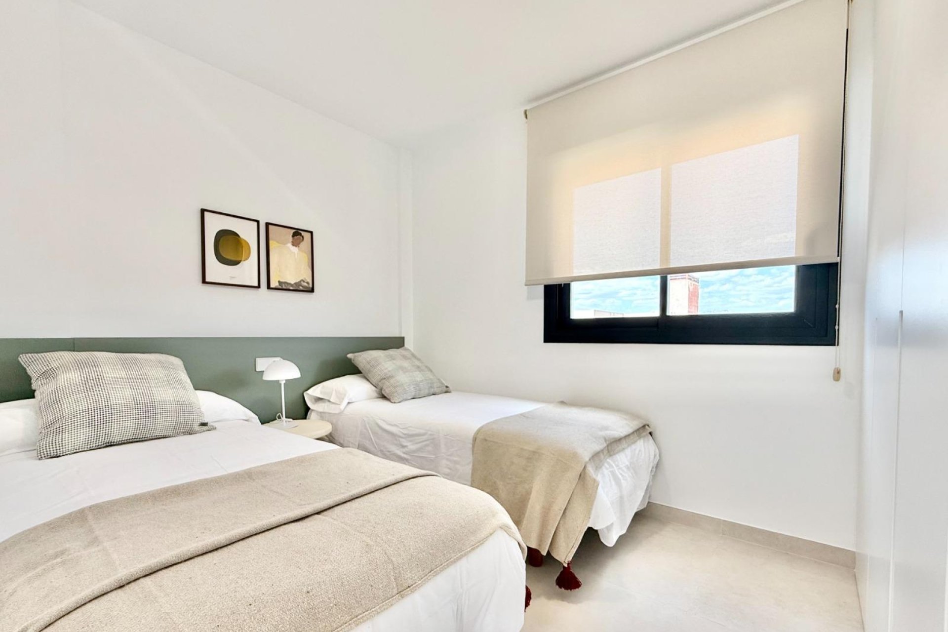 New Build - Townhouse -
Cox - San Fernando