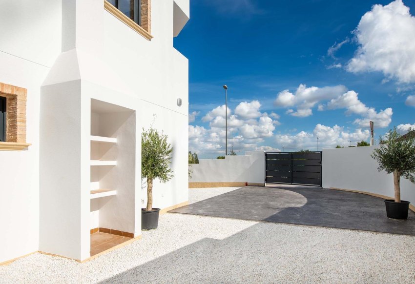 New Build - Townhouse -
Cox - San Fernando