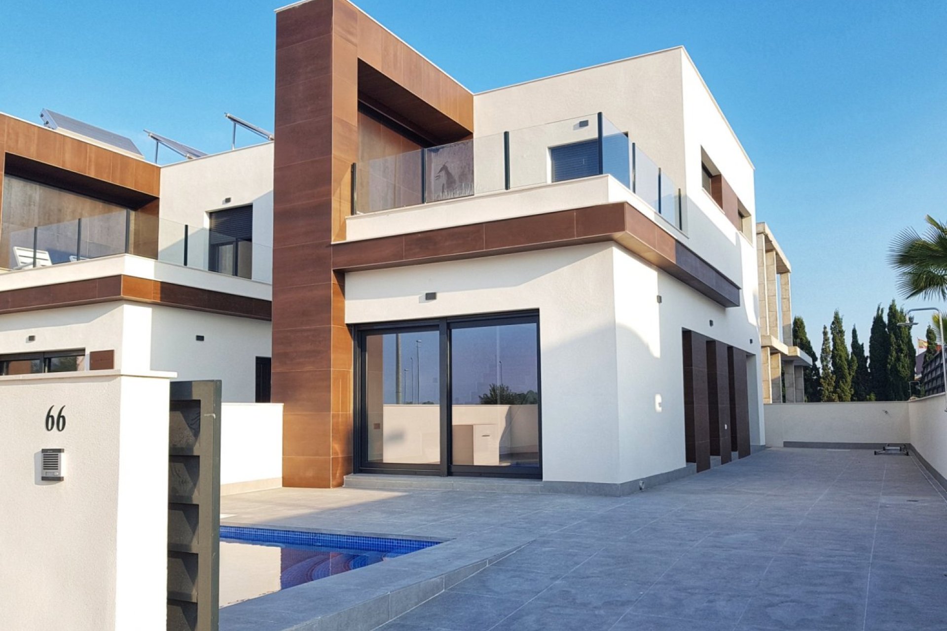 New Build - Townhouse -
Daya Nueva