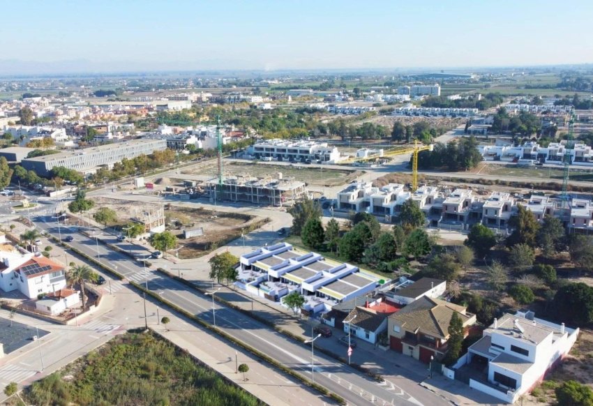 New Build - Townhouse -
Dolores - Sector 3