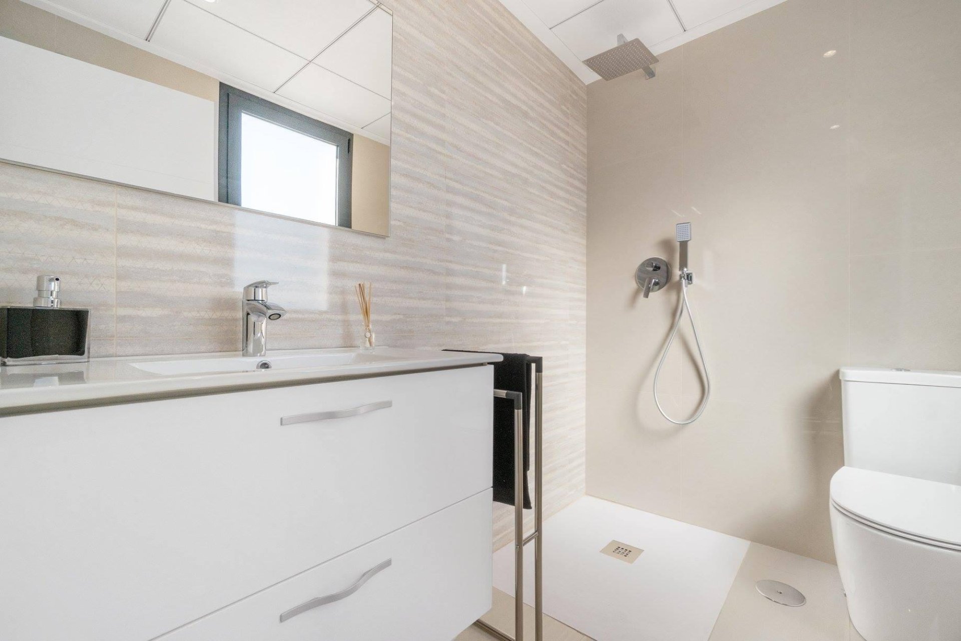 New Build - Townhouse -
Los Montesinos - La Herrada
