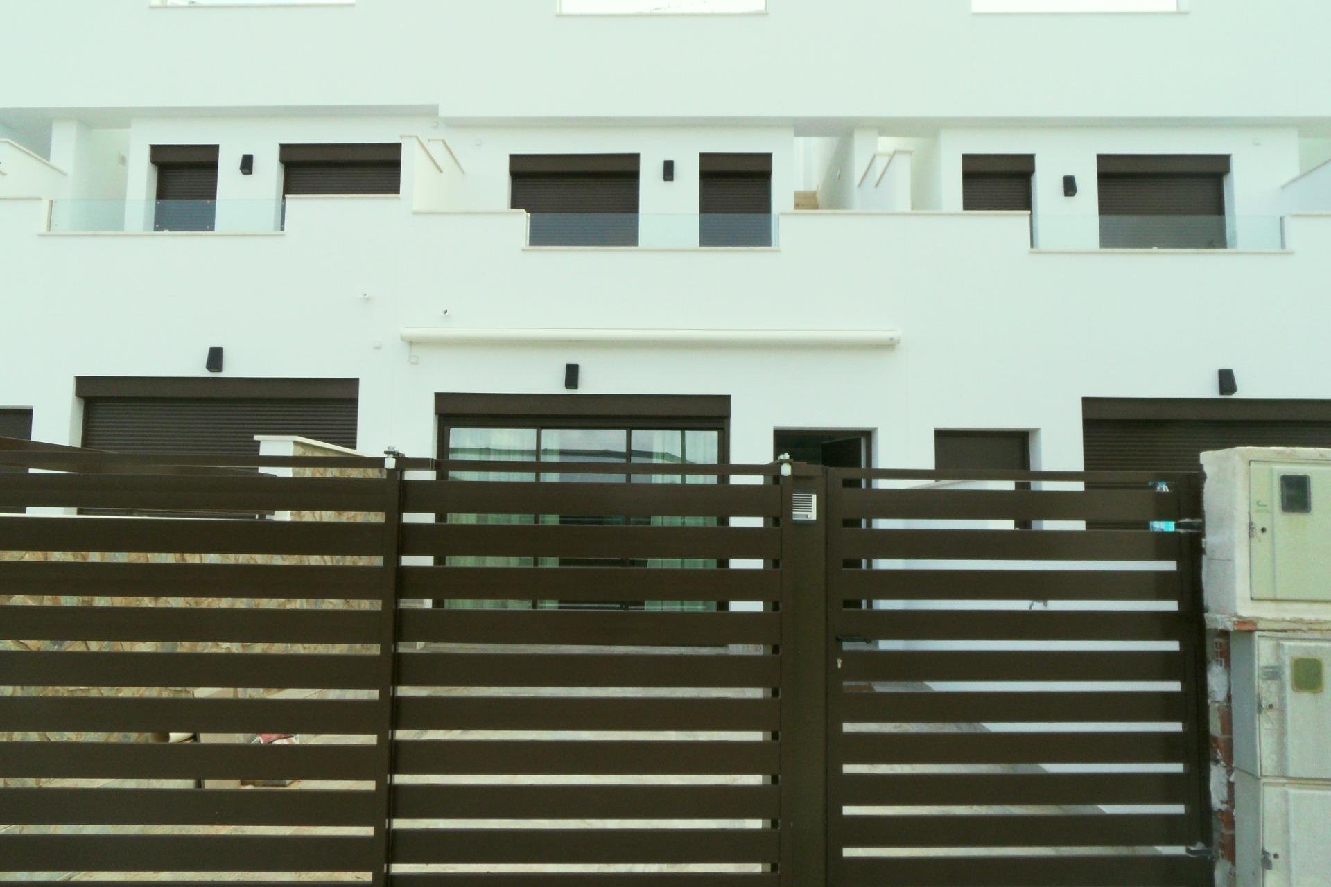 New Build - Townhouse -
Pilar de la Horadada - parque Andromeda