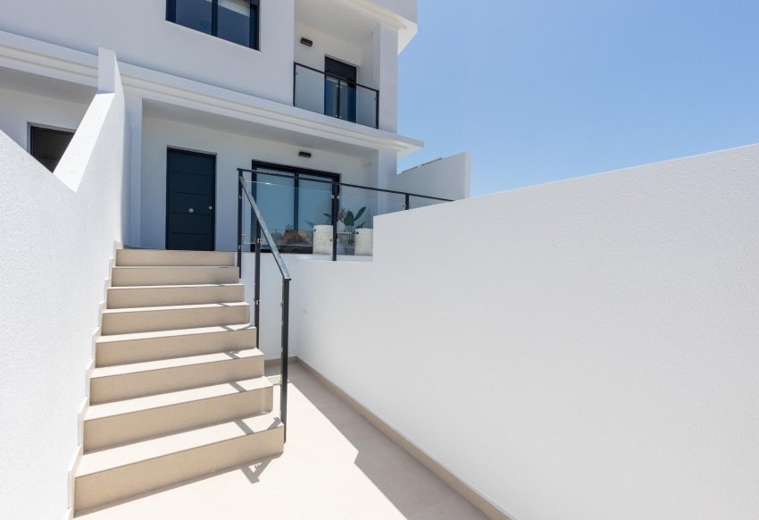 New Build - Townhouse -
Rafal - pueblo