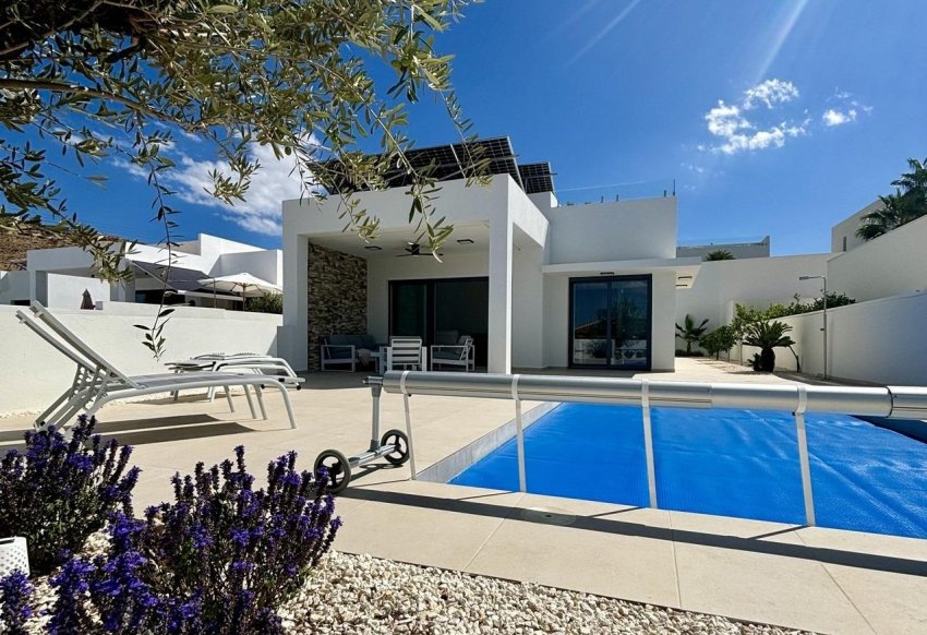 New Build - Villa -
Benijofar - Pueblo
