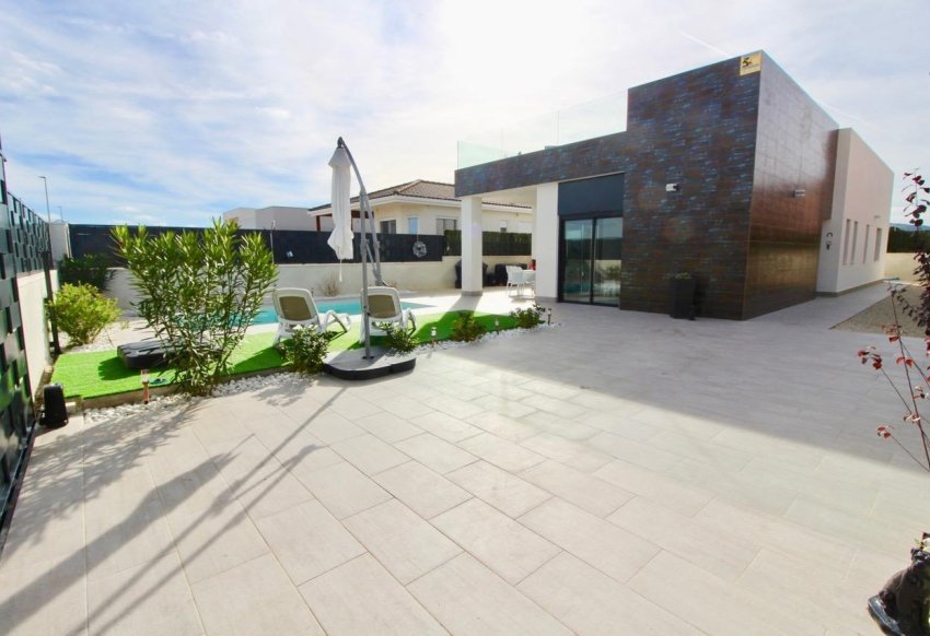 New Build - Villa -
Pinoso - Lel