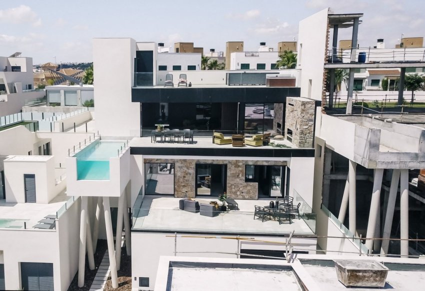 New Build - Villa -
Rojales - Altos De La Marquesa