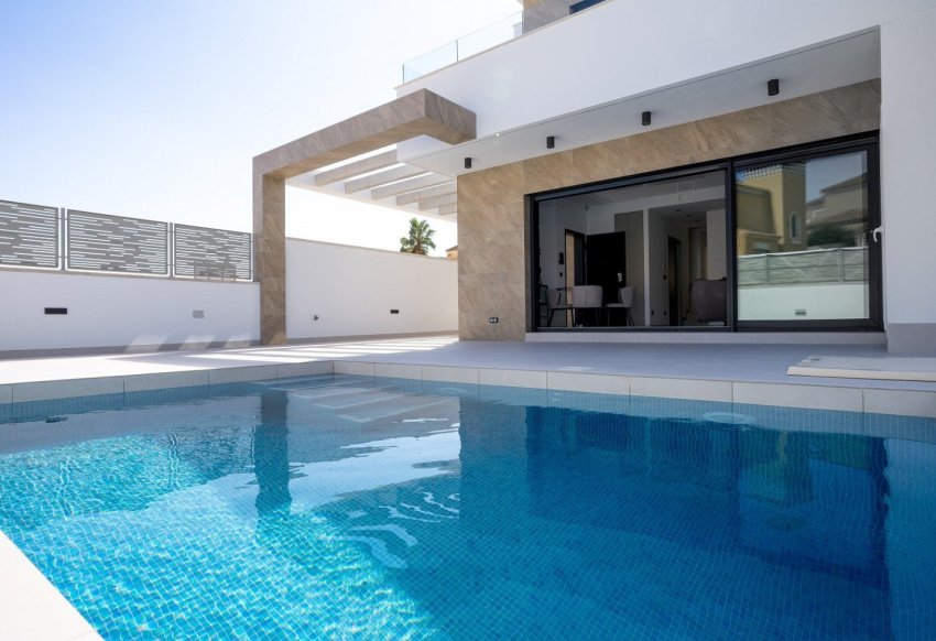 New Build - Villa -
San Miguel de Salinas - Blue Lagoon