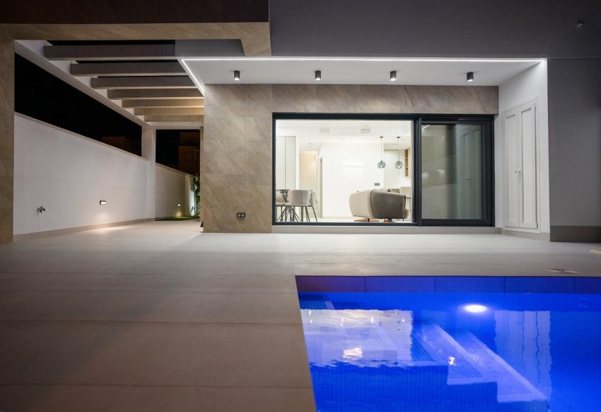 New Build - Villa -
San Miguel de Salinas - Blue Lagoon
