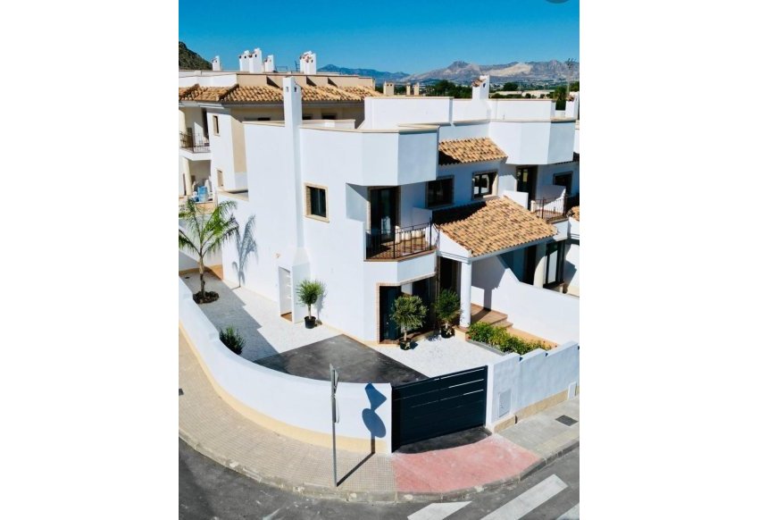 Nybyggnation - Bungalow -
Cox - San Fernando