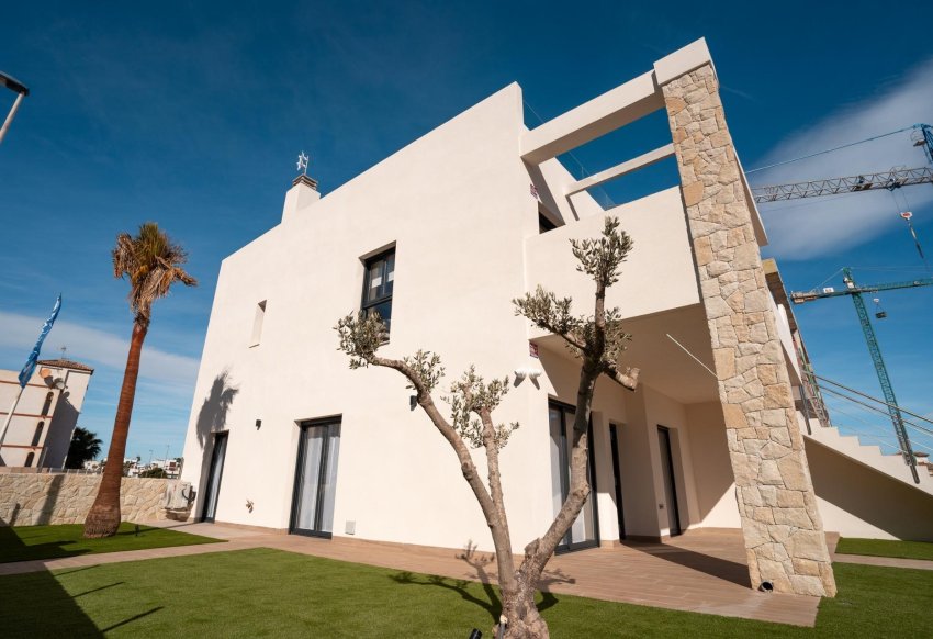 Nybyggnation - Bungalow -
Pilar de la Horadada - pueblo