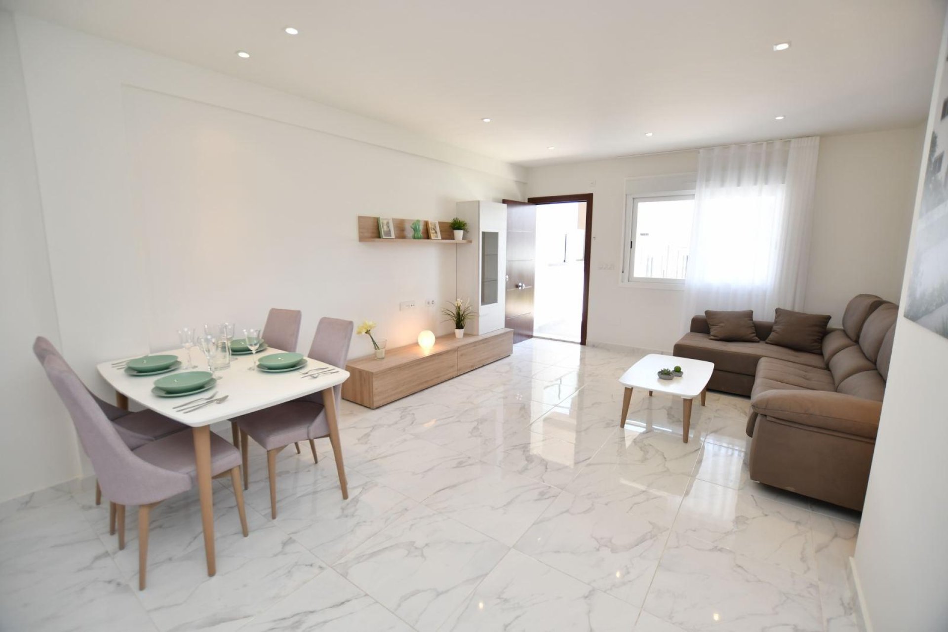 Nybyggnation - Bungalow -
San Miguel de Salinas - La Cañada