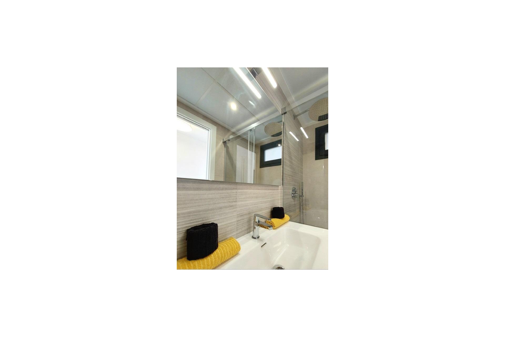 Nybyggnation - Lägenhet -
San Miguel de Salinas - Pueblo