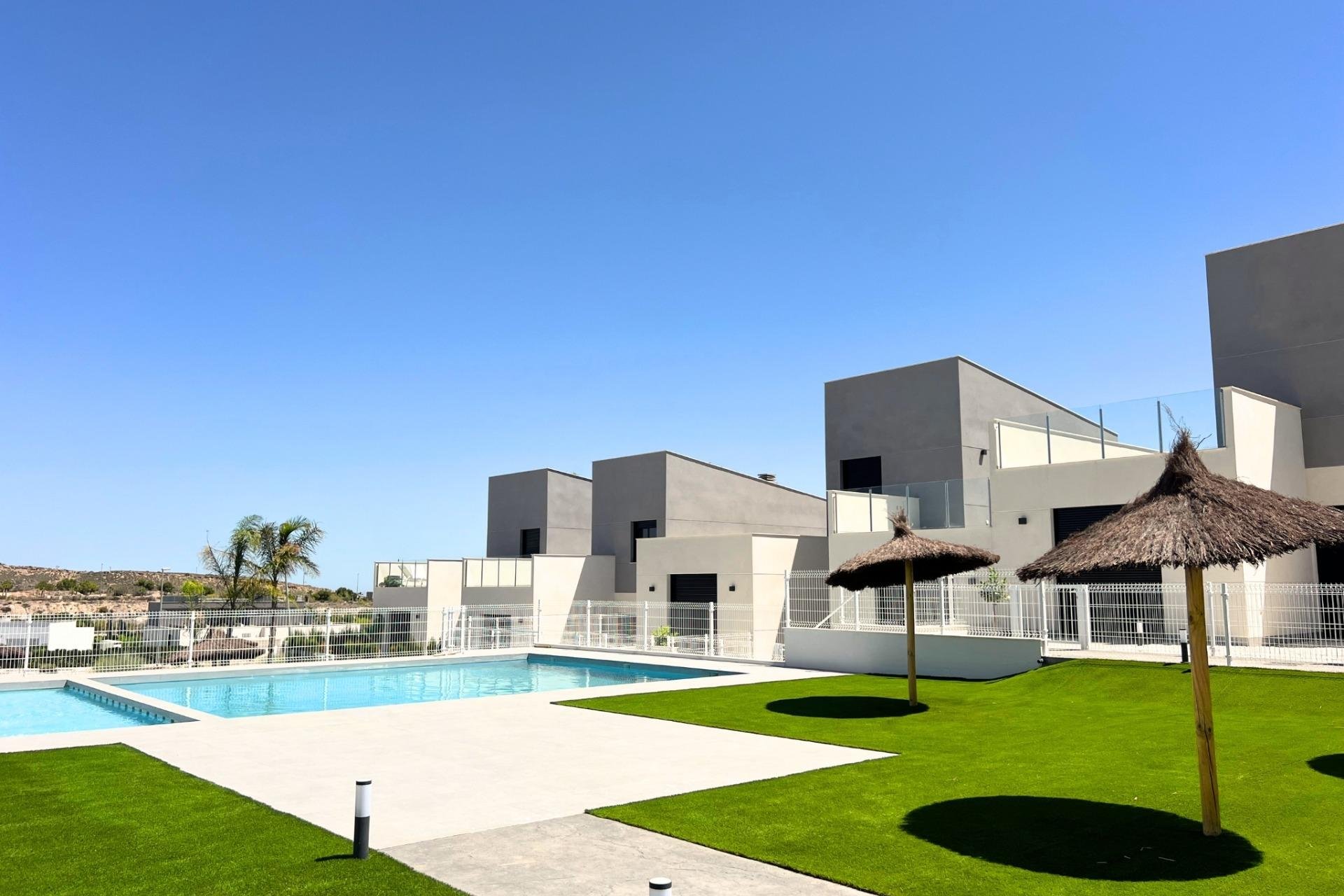 Nybyggnation - Radhus -
Baños y Mendigo - Altaona Golf