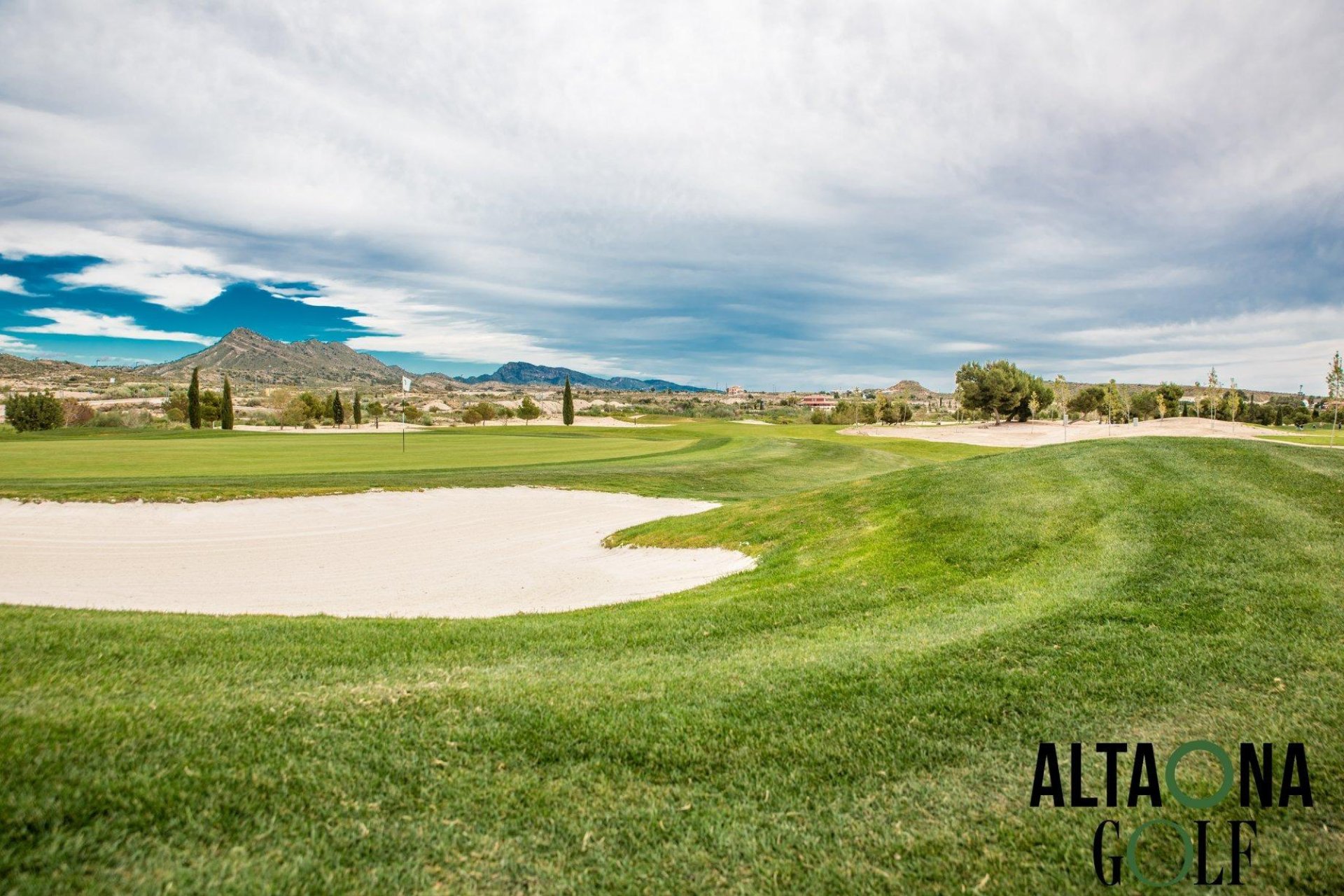 Nybyggnation - Radhus -
Baños y Mendigo - Altaona Golf
