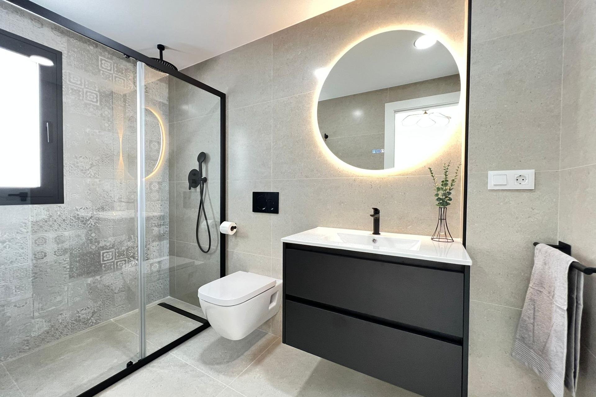 Nybyggnation - Radhus -
Benferri - Benfis Park