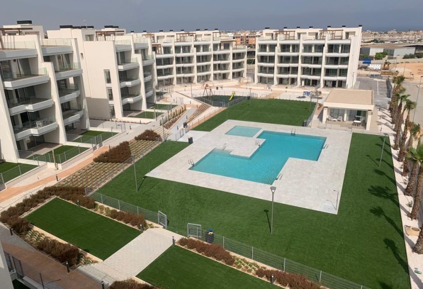 Nybyggnation - Takvåning -
Orihuela Costa - Villamartín