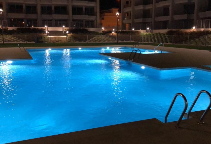 Nybyggnation - Takvåning -
Orihuela Costa - Villamartín