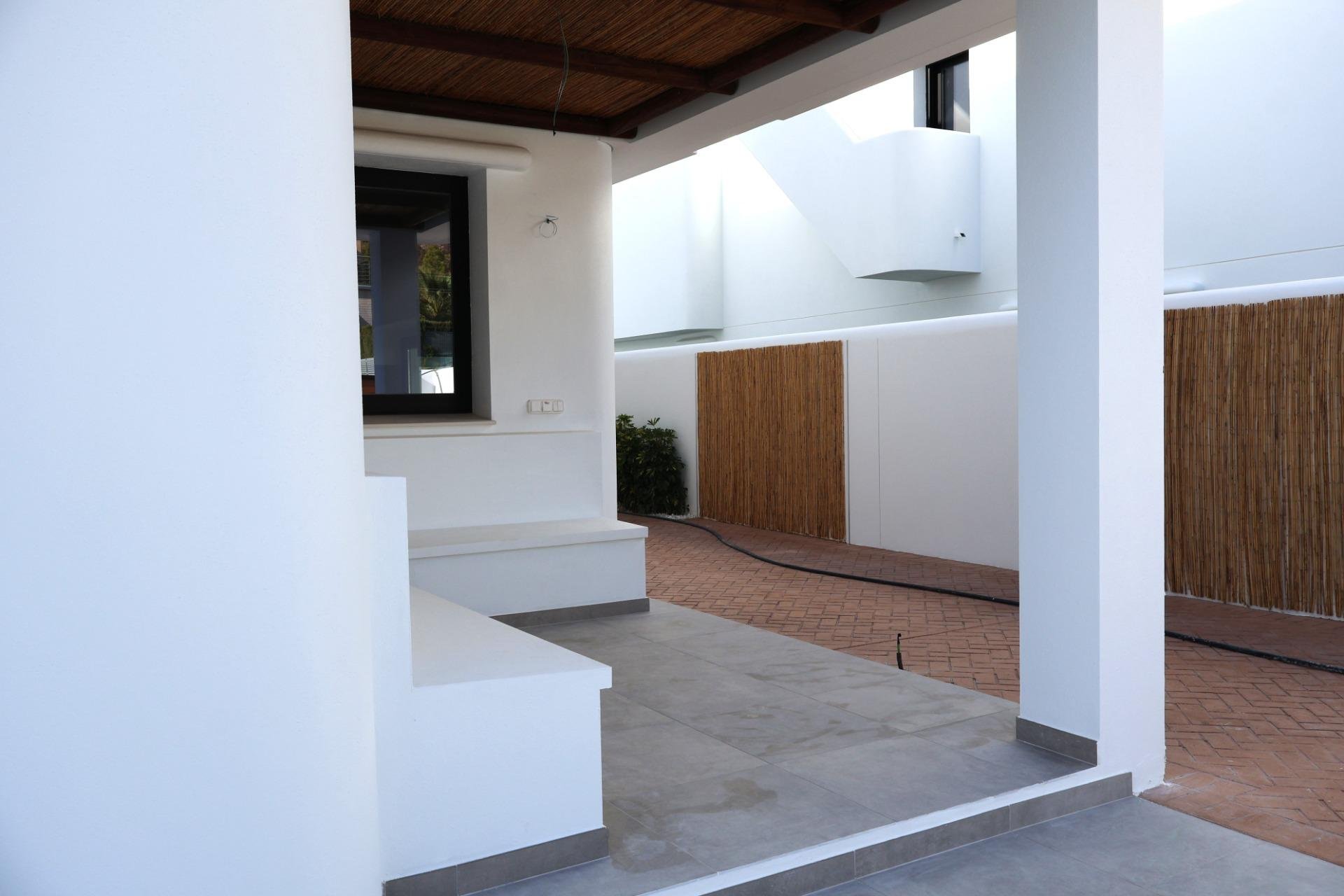 Nybyggnation - Villa -
Alfas del Pí - El Albir