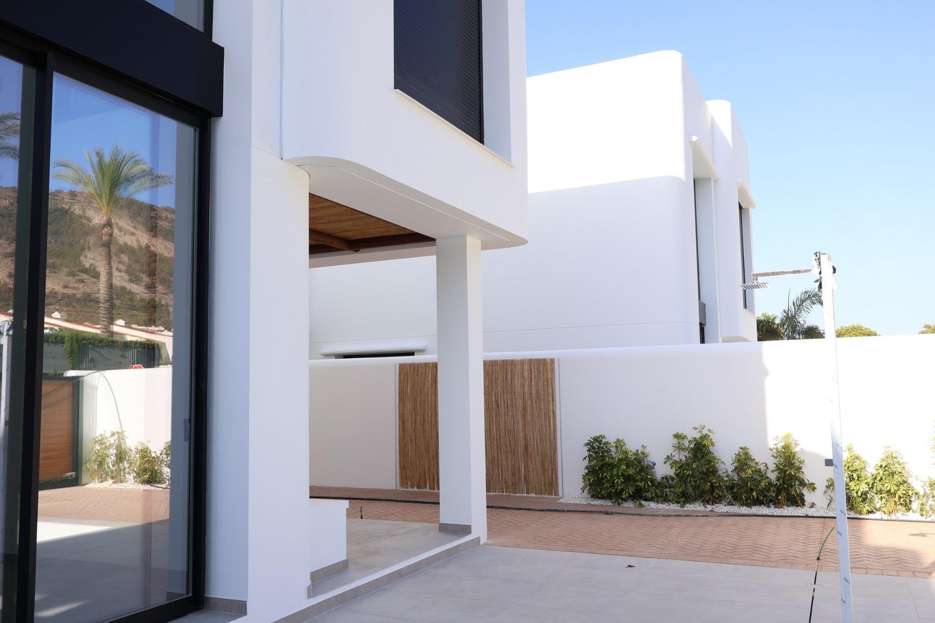 Nybyggnation - Villa -
Alfas del Pí - El Albir