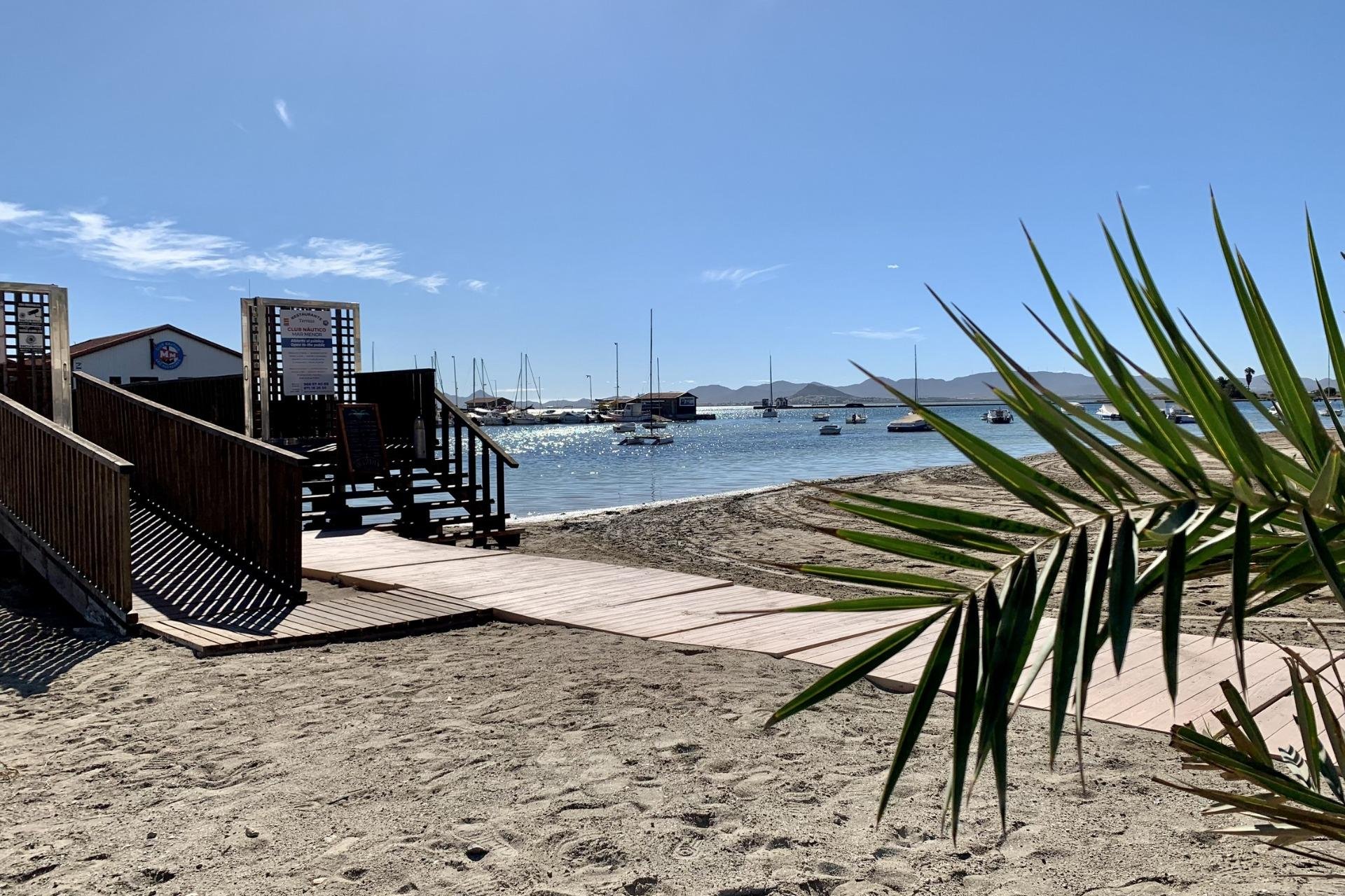 Nybyggnation - Villa -
Los Alcázares - Playa la Atascadera