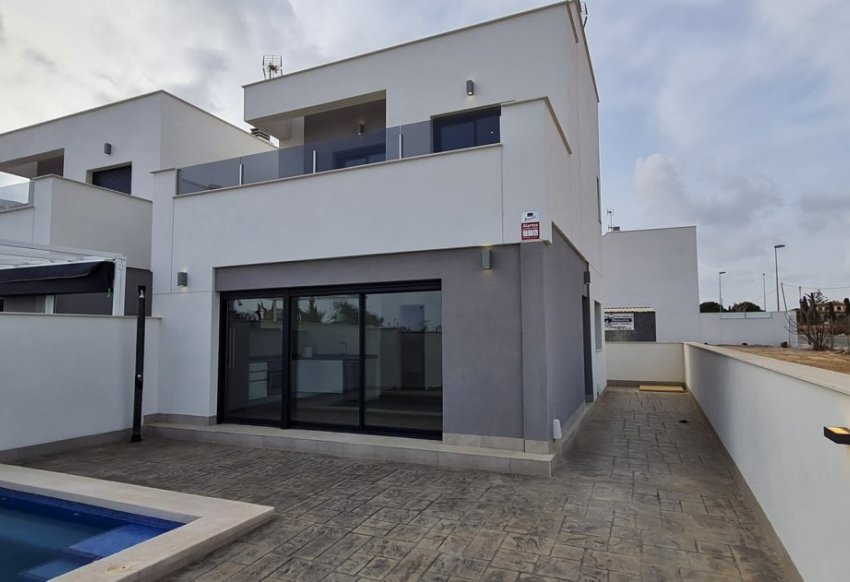 Nybyggnation - Villa -
Orihuela Costa - El Barranco