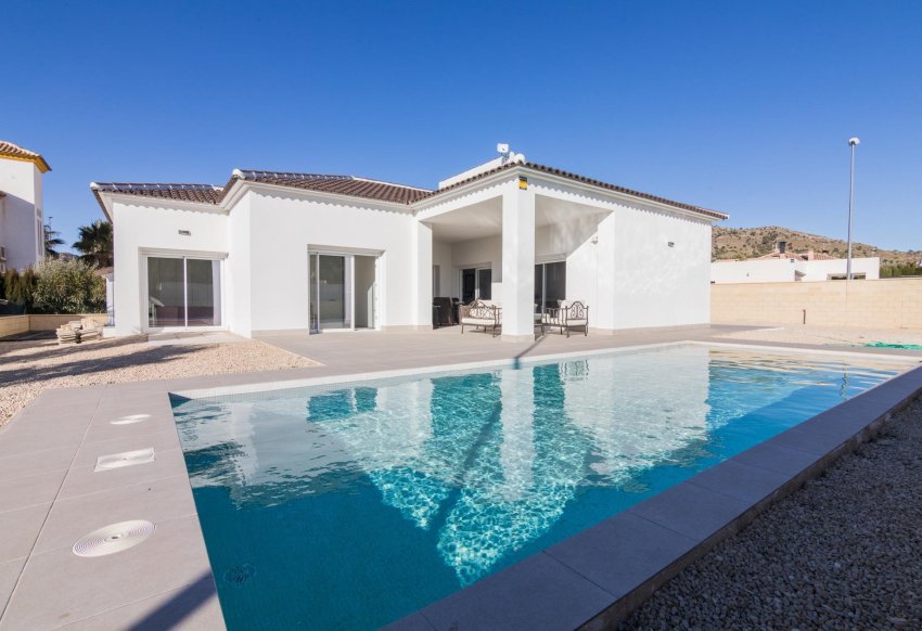 Nybyggnation - Villa -
Pinoso - Lel