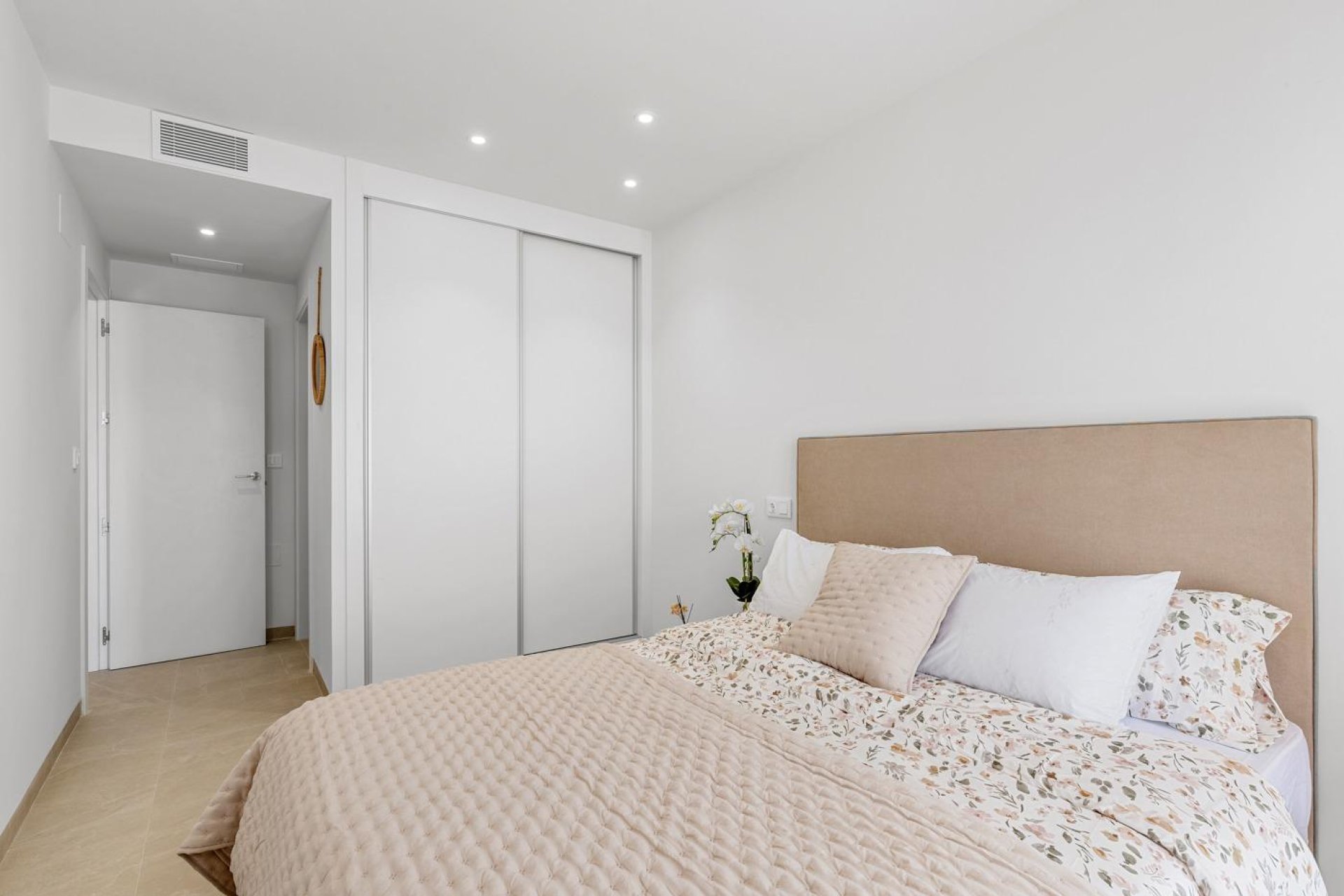Obra nueva - Apartamento -
Jacarilla - pueblo
