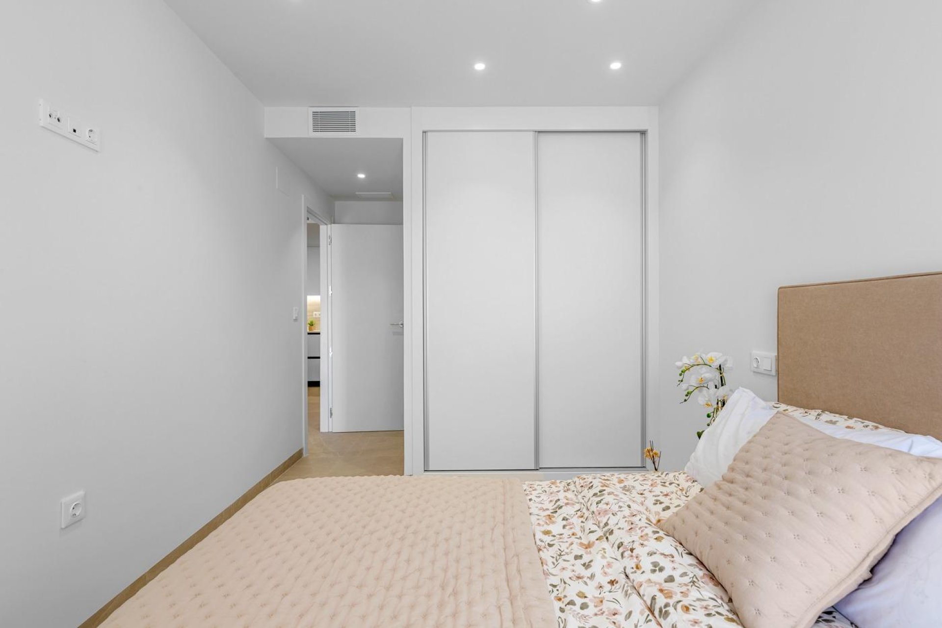 Obra nueva - Apartamento -
Jacarilla - pueblo