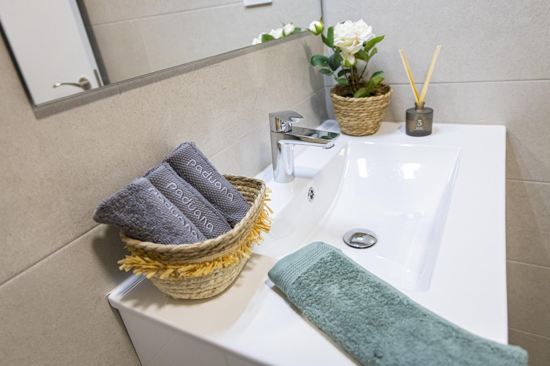 Obra nueva - Apartamento -
La Manga del Mar Menor - La Manga