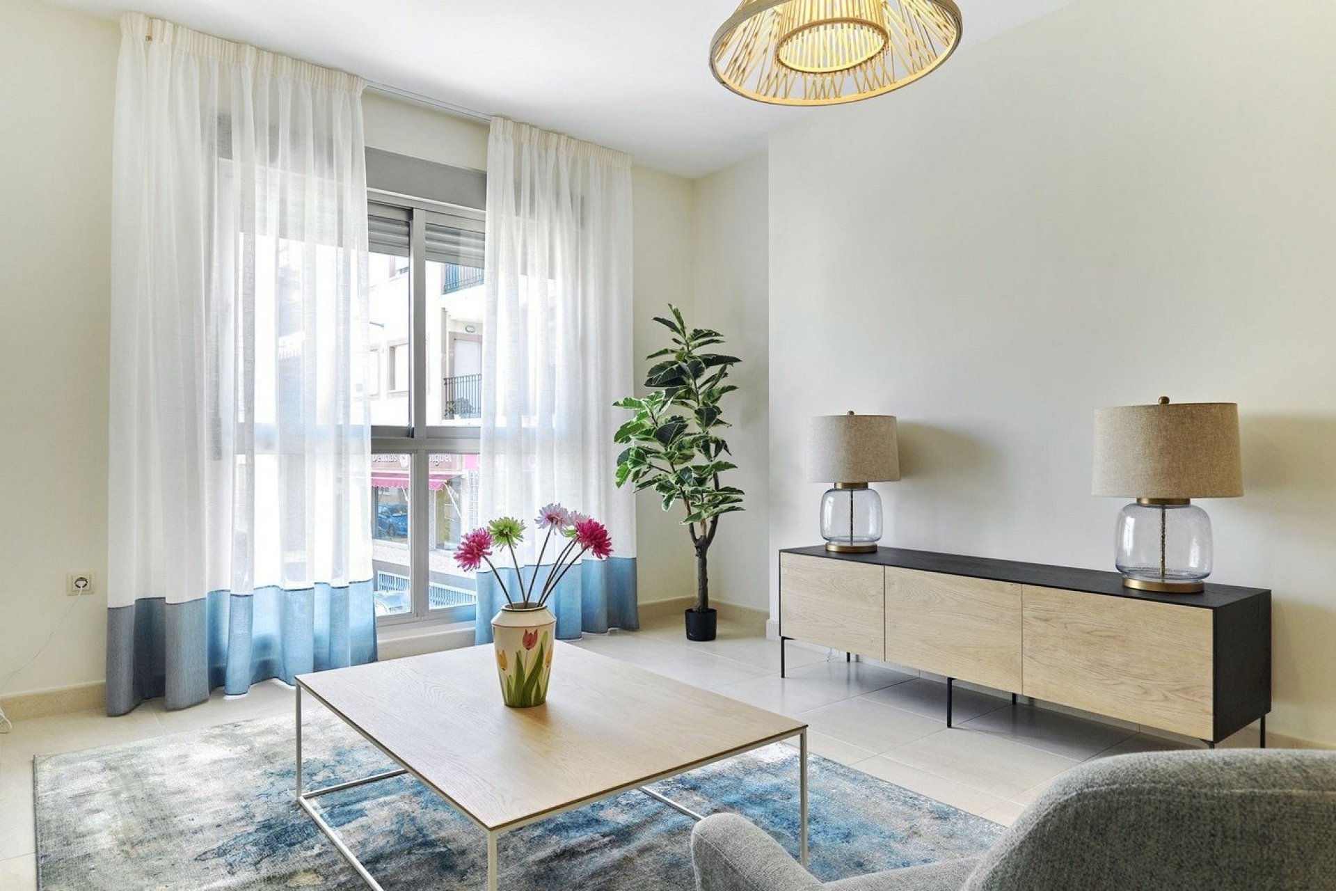 Obra nueva - Apartamento -
San Miguel de Salinas