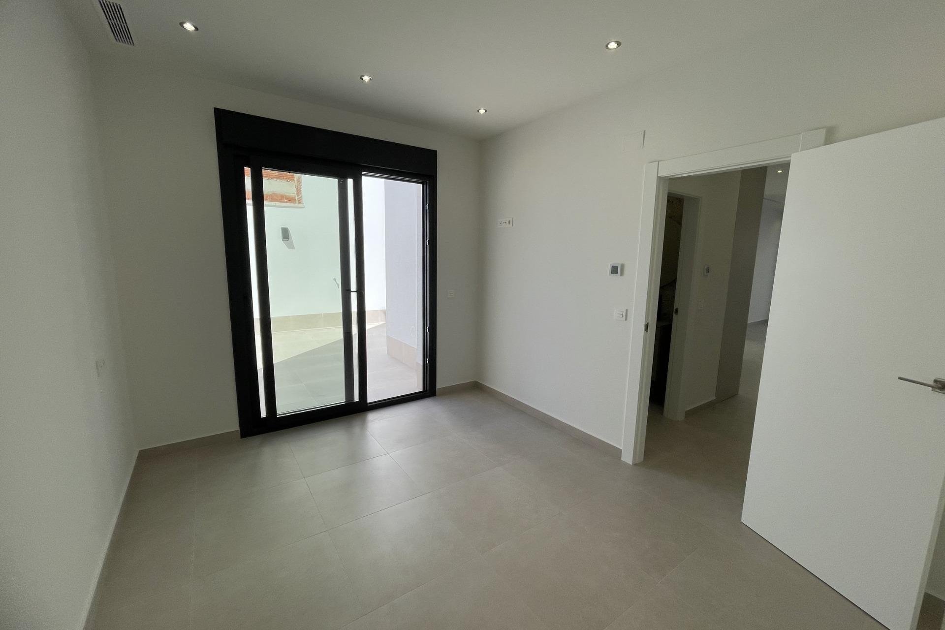 Obra nueva - Detached Villa -
Almoradí - Heredades