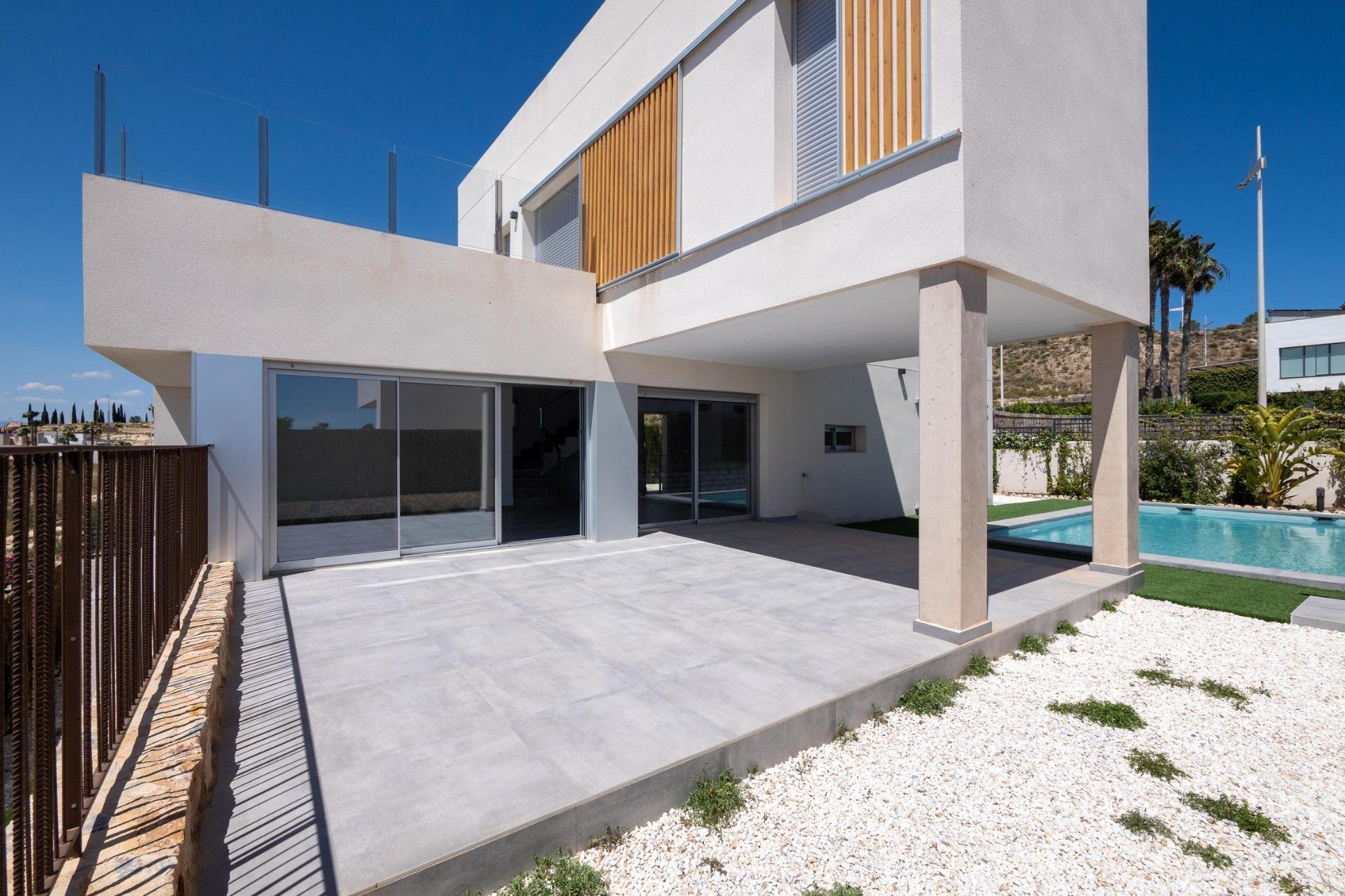 Obra nueva - Villa -
Algorfa - La Finca Golf