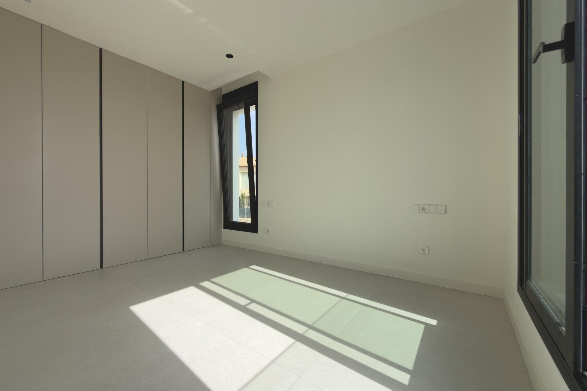 Obra nueva - Villa -
Finestrat - Campana Garden