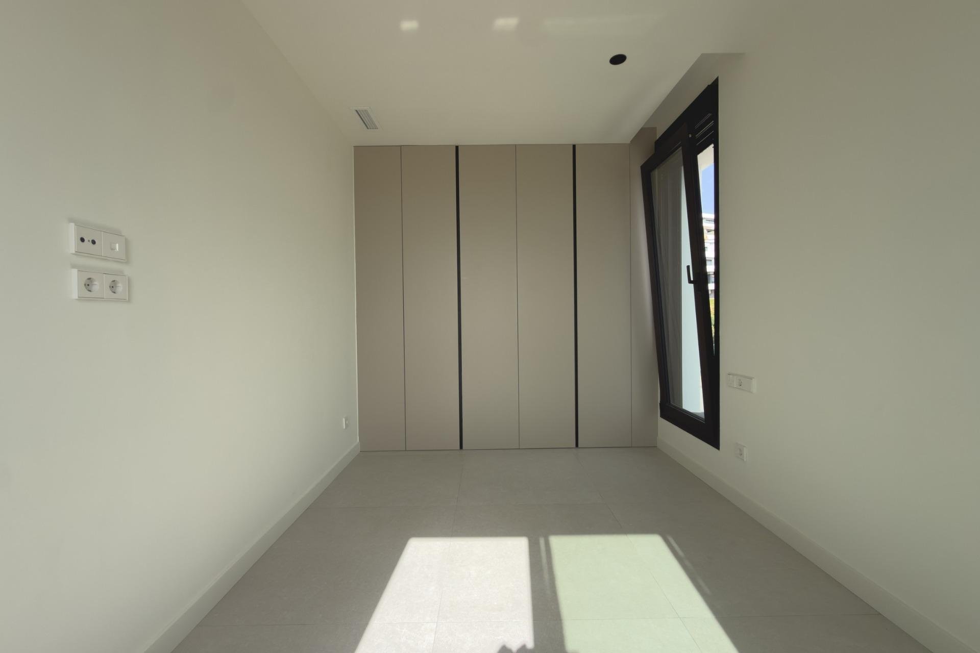 Obra nueva - Villa -
Finestrat - Campana Garden