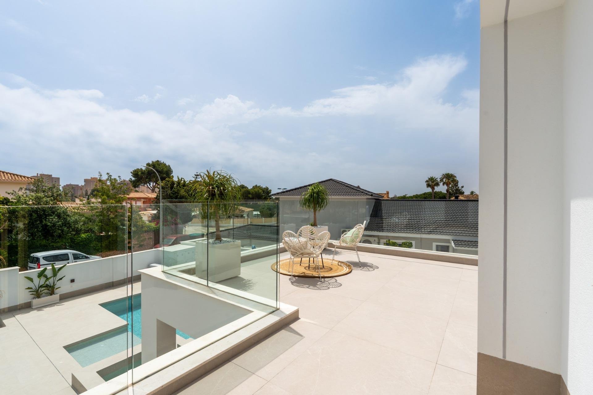 Obra nueva - Villa -
Orihuela Costa - Campoamor