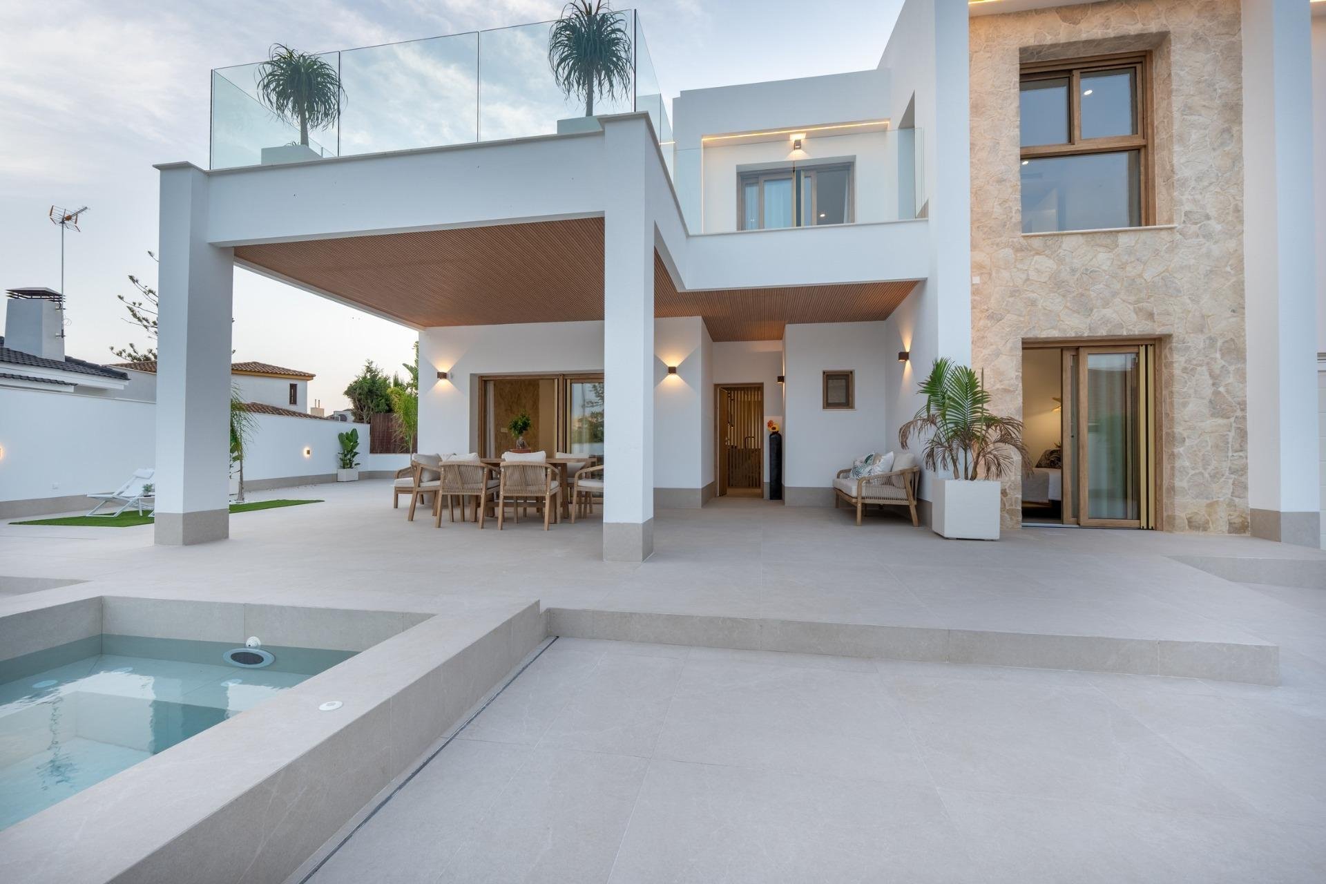 Obra nueva - Villa -
Orihuela Costa - Campoamor