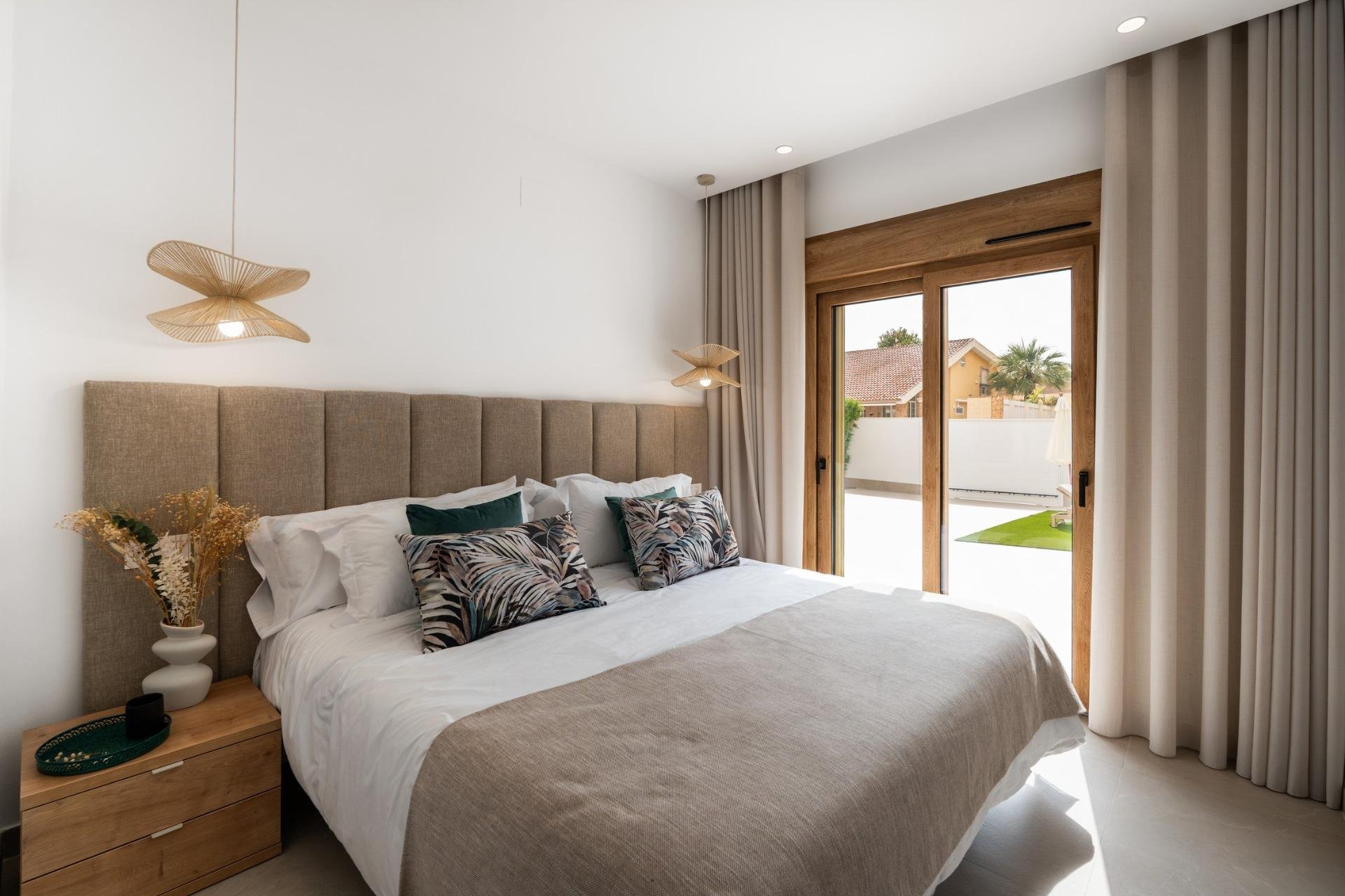 Obra nueva - Villa -
Orihuela Costa - Campoamor