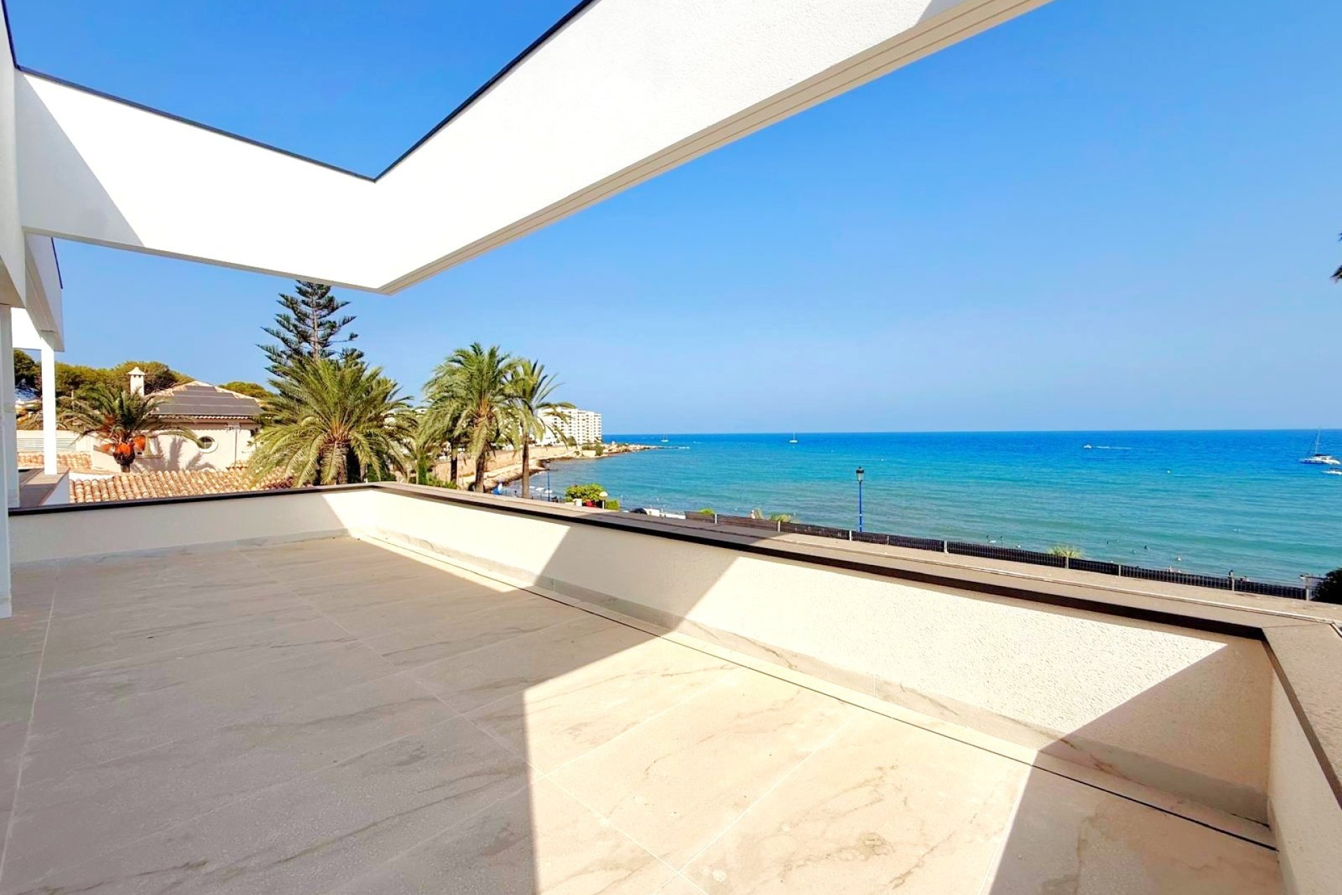 Obra nueva - Villa -
Orihuela Costa - Punta Prima
