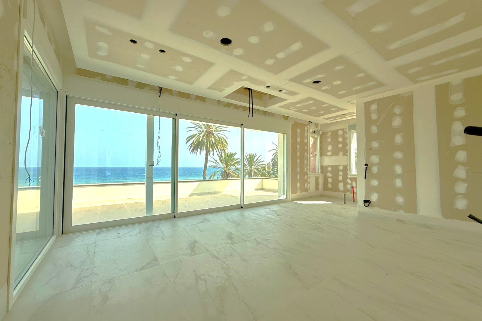 Obra nueva - Villa -
Orihuela Costa - Punta Prima
